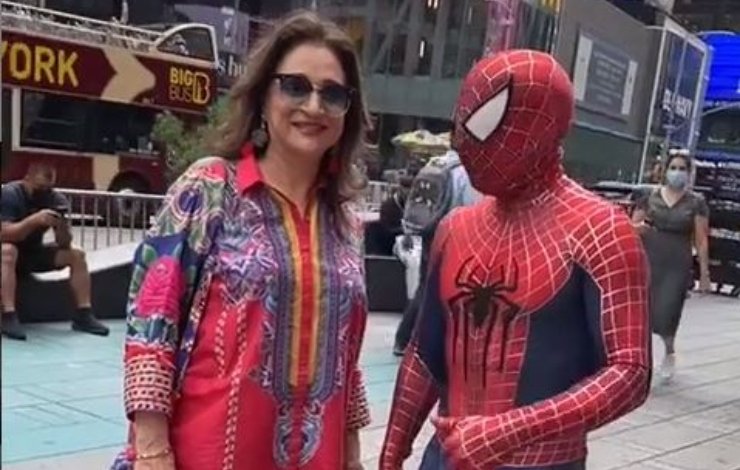 Bushra Spiderman Pakistan Zindabad