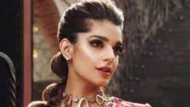 Sanam Saeed Comes Forward to Help Cancer Patient Sanaan Ahmed Memon