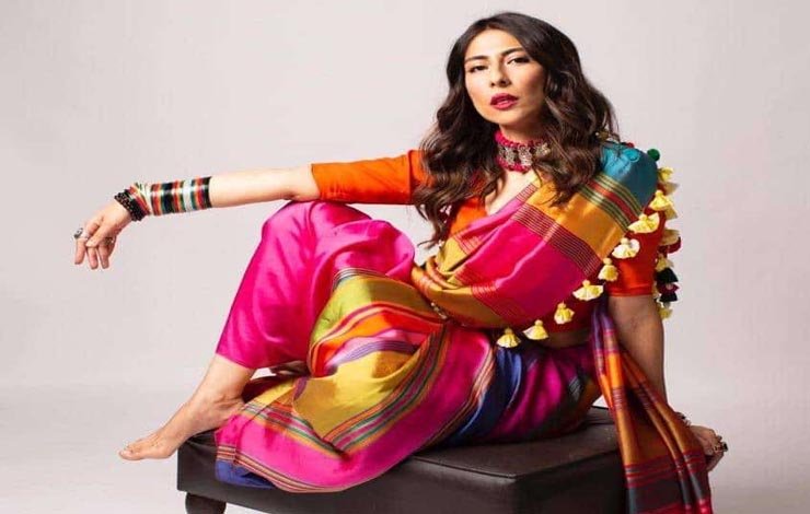 740px x 470px - Defamation case: Meesha Shafi angry with media, hopes with judiciary - News  360