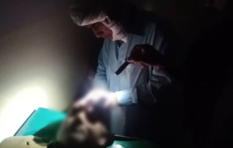 Ratodero trauma centre surgeries treatment mobile phone light