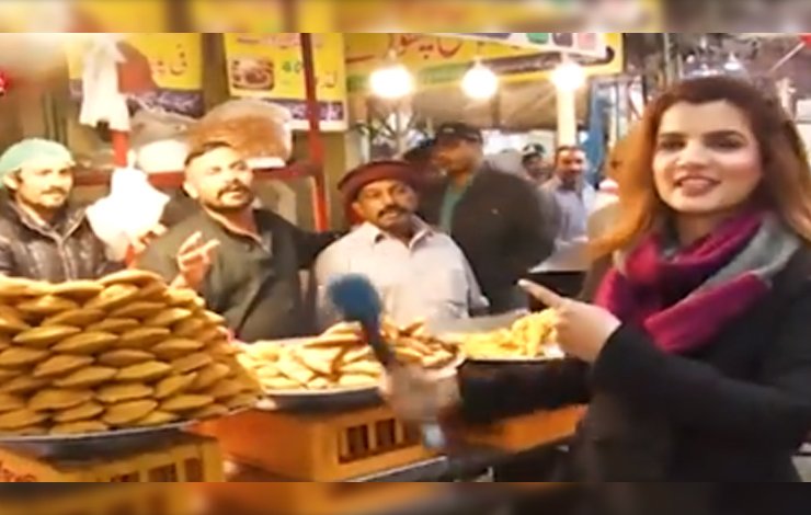 Seemal Hashmi confront men harassment women