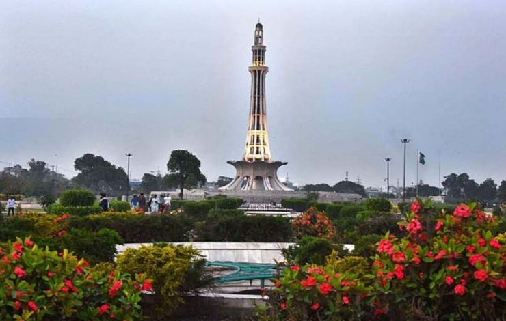 women harassment, Minar-e-Pakistan, Independence Day