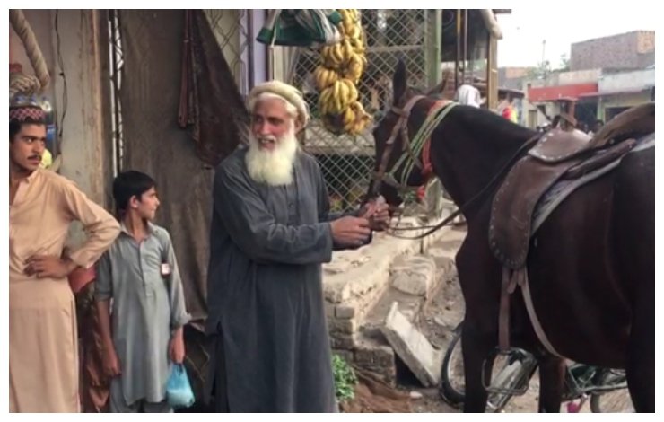 peshawar man horse riding, johar ali horse riding, daily commute