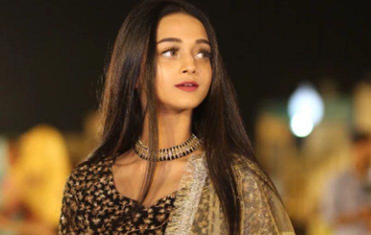 Viral dance girl Ayesha, Ayesha warns legal action