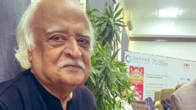 Photo of انور مقصود کے نام سے بیشتر ٹوئٹس جعلی ہوتے ہیں، شہاب زبیری