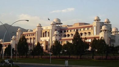 Photo of سینیٹ کمیٹی، وزیراعظم ہاؤس میں یونیورسٹی کے قیام کا بل مسترد