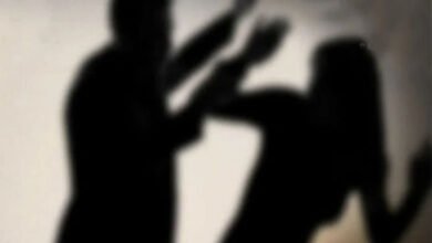 Photo of کراچی، مَردوں کا فلیٹ میں گھس کر خواتین پر تشدد اور گالم گلوچ