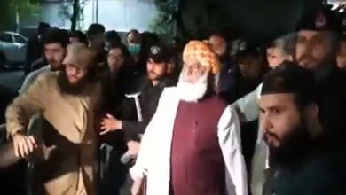 Photo of کارکنان تمام شہر، سڑکیں بلاک کردیں، فوری اسلام آباد پہنچیں، مولانا فضل الرحمان