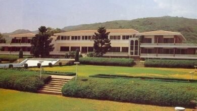 Photo of اپوزیشن نے”ووٹ کو عزت دو“ کا بیانیہ سندھ ہاؤس میں دفن کردیا