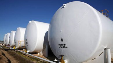 Photo of ملک میں ایک مہینے کا پیٹرول اور ڈیزل ذخیرہ کرلیا، وفاقی وزیر توانائی