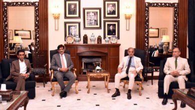 Photo of نومنتخب وزیراعظم  کا دورہ کراچی، تاجر رہنما شہبازشریف کی راہ تکتے رہ گئے