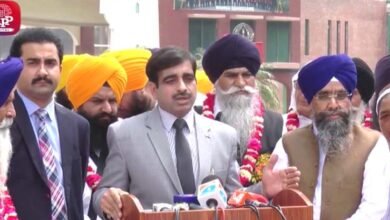 Photo of بیساکھی میلے میں شرکت کیلیے سکھ یاتریوں کی پاکستان آمد جاری
