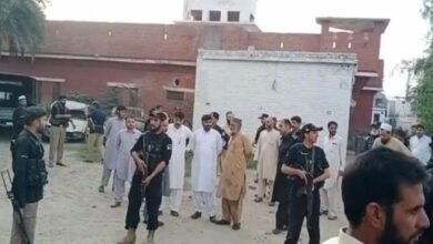 Photo of چارسدہ، تھانے پر بم دھماکا، ایک پولیس اہلکار شہید