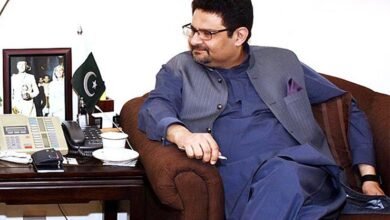 Photo of مفتاح اسماعیل کے وزیر خزانہ بنتے ہی ڈالر اوپر اسٹاک مارکیٹ نیچے