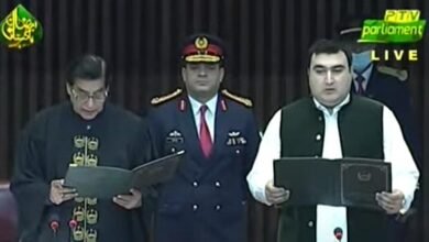 Photo of ڈپٹی اسپیکر زاہد اکبر درانی نے اپنے عہدے کا حلف اٹھا لیا