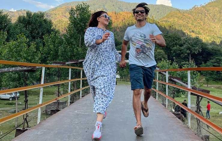 گلوکار علی ظفر