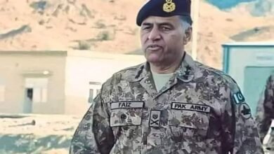 Photo of کور کمانڈر پشاور سے متعلق سیاستدانوں کے بیانات نامناسب، آئی ایس پی آر