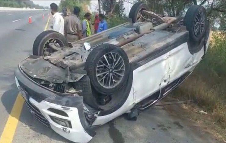 شہباز گل کی گاڑی