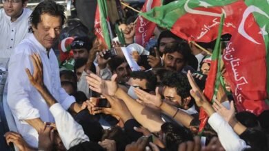 Photo of عمران خان کا احتجاجی سیاست کا منصوبہ، پاکستان کے دیوالیہ ہونے کا خطرہ