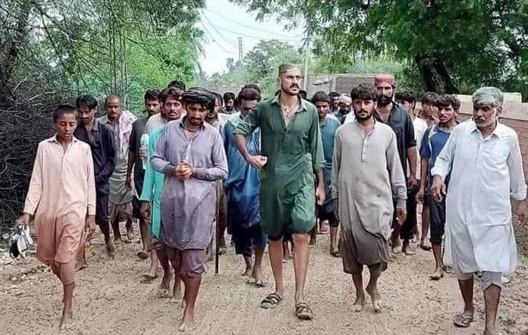 flood victims, Zulfiqar Ali Bhutto, سیلاب متاثرین، ذوالفقارعلی بھٹو