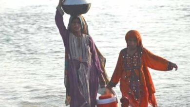 Photo of سیلاب متاثرین گھروں کی مرمت کیلیے کم سن بیٹیوں کی شادیاں کرنے پر مجبور