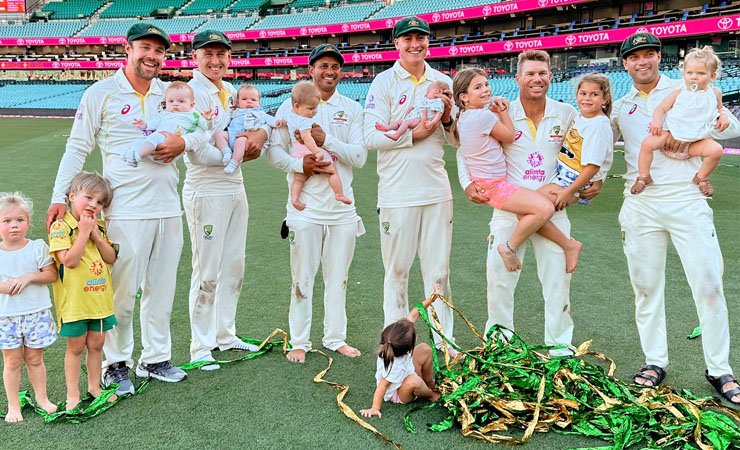 australian cricketers care of their children after wining test series, آسٹریلوی کرکٹرز