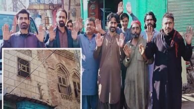 Photo of عدالتی حکم کے باجود سکھر میں تاحال خستہ حال عمارتیں نہیں گرائی گئیں