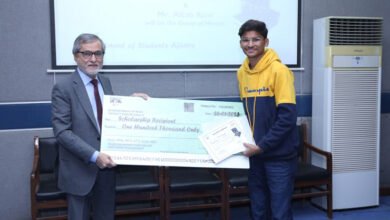 Photo of ماں جی اسکالر شپس کے تحت اب کوئی طالب علم تعلیم سے محروم نہیں رہے گا، این ای ڈی یونیورسٹی