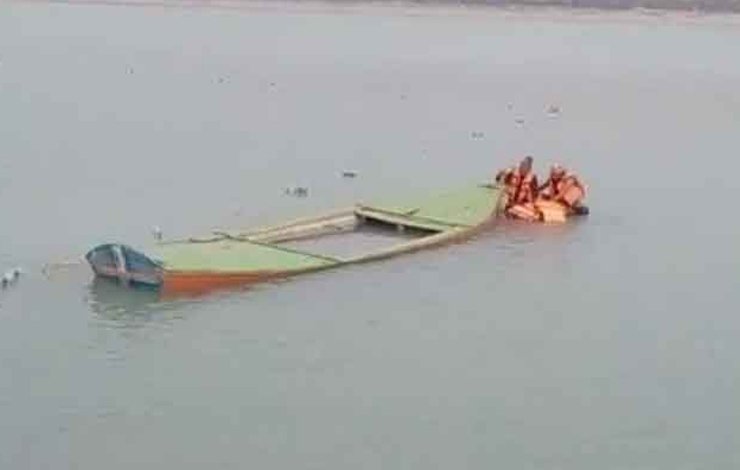 تاندہ ڈیم میں کشتی ڈوب گئی