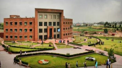 Photo of کامسیٹس یونیورسٹی میں انگریزی کے پرچے میں بیہودہ سوال پوچھنے والا استاد برطرف