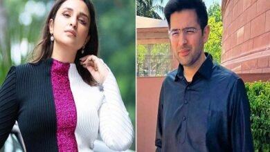 Photo of پرینیتی چوپڑا کے شوہر آنکھوں کی پیچیدہ بیماری میں مبتلا ہوگئے، بینائی جانے کا خدشہ