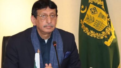 Photo of انٹرنیٹ اعتماد میں لیے بغیر بند کیا گیا،  وزیر  آئی ٹی امین الحق