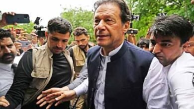 Photo of سیشن کورٹ نے عمران خان کو 3 سال قید اور ایک لاکھ روپے جرمانے کی سزا سنا
