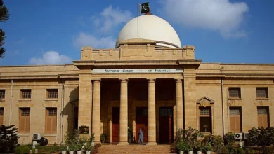 Photo of کراچی کے نالہ متاثرین کو معاوضے کی بقیہ رقم ایک ماہ میں ادا کرنے کی ہدایت