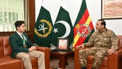 Photo of آرمی چیف کی حمزہ خان کو اسکواش کا عالمی چیمپئن بننے پر مبارکباد