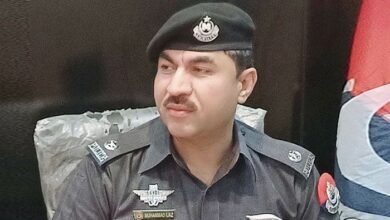 Photo of مردان: دہشتگردوں کیخلاف آپریشن، ایس پی اعجاز خان شہید، 2 ملزمان ہلاک