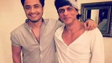 Photo of علی ظفر کو شاہ رخ خان کی بات سے اتفاق کیوں نہیں ہے؟